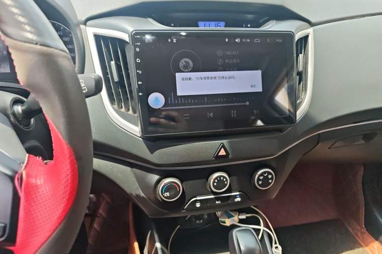 Used Hyundai ix25 2015 1.6L Automatic Two-Wheel Drive Fashionable GS Model Audio And AC Panel