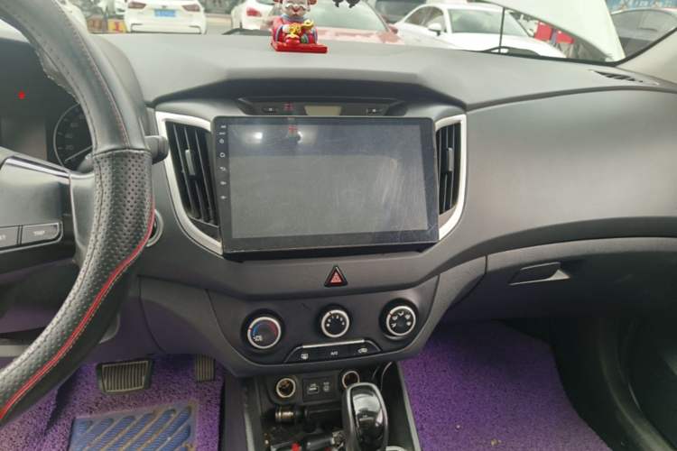 Used Hyundai ix25 2015 1.6L Automatic Two-Wheel Drive Smart GLS Trim Audio And AC Panel
