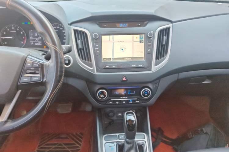 Used Hyundai ix25 2015 2.0L Automatic Two-Wheel Drive Intelligent GLS Audio And AC Panel