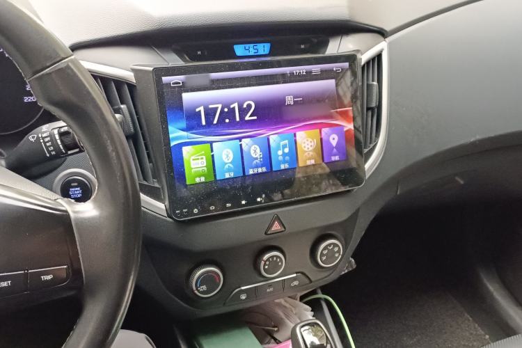 Used Hyundai ix25 2015 1.6L Automatic Two-Wheel Drive Smart GLS Trim Audio And AC Panel