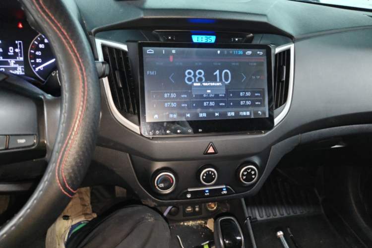 Used Hyundai ix25 2015 1.6L Automatic Two-Wheel Drive Smart GLS Trim Audio And AC Panel