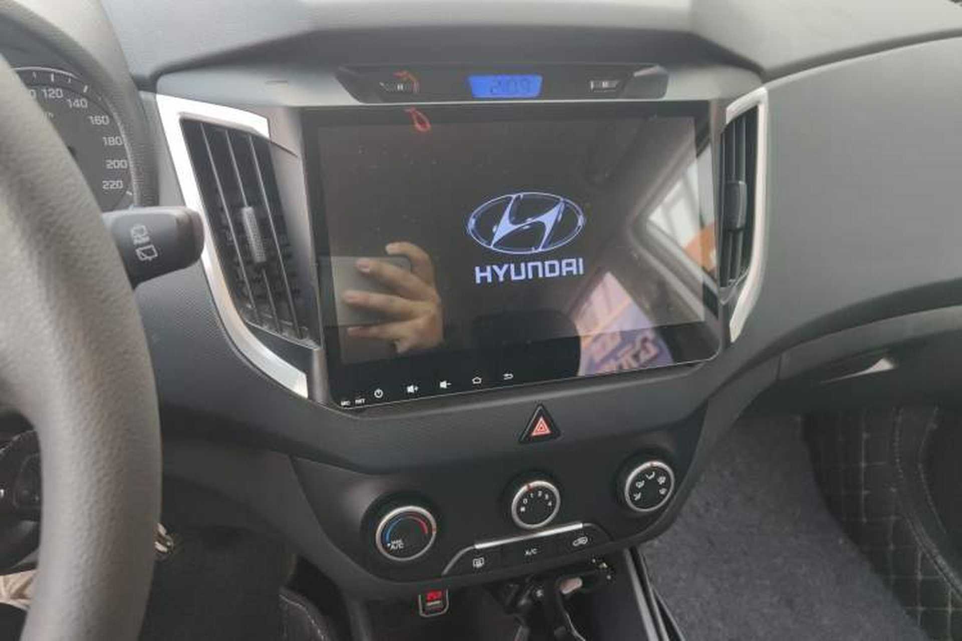 Used Hyundai ix25 2015 1.6L Manual Two-Wheel Drive Fashionable GS Model Audio And AC Panel