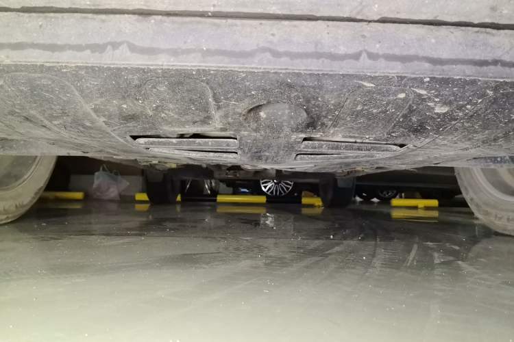 Used Hyundai ix25 2015 1.6L Automatic Two-Wheel-Drive Deluxe DLX Model Chassis Front