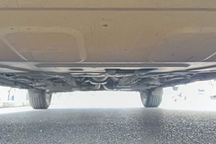 Used Hyundai ix25 2015 1.6L Automatic Two-Wheel-Drive Deluxe DLX Model Chassis Front