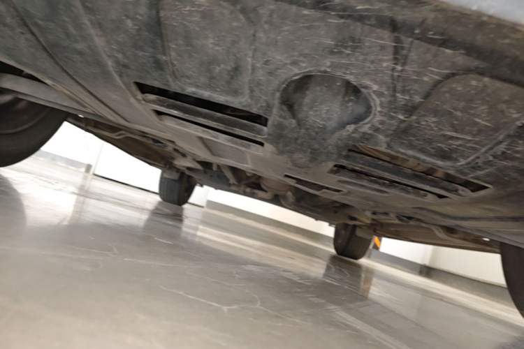 Used Hyundai ix25 2015 1.6L Automatic Two-Wheel-Drive Deluxe DLX Model Chassis Front