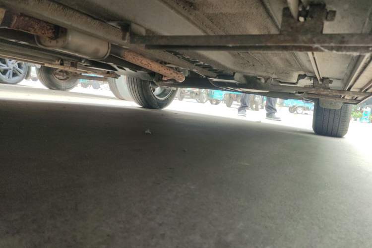 Used Hyundai ix25 2015 1.6L Automatic Two-Wheel Drive Smart GLS Trim Chassis Front Left