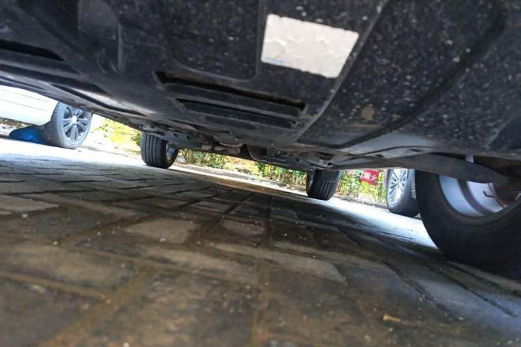 Used Hyundai ix25 2015 1.6L Automatic Two-Wheel Drive Smart GLS Trim Chassis Front Left