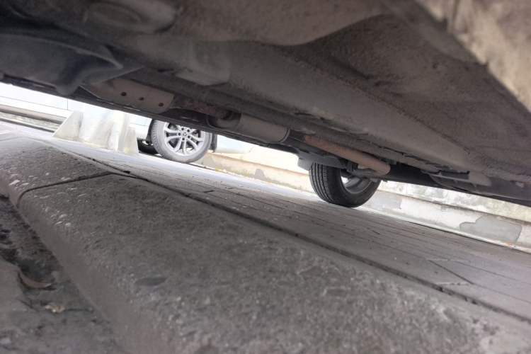 Used Hyundai ix25 2015 1.6L Automatic Two-Wheel-Drive Deluxe DLX Model Chassis Front Left