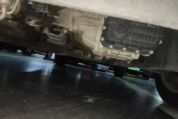 Used Hyundai ix25 2015 1.6L Automatic Two-Wheel-Drive Deluxe DLX Model Chassis Front