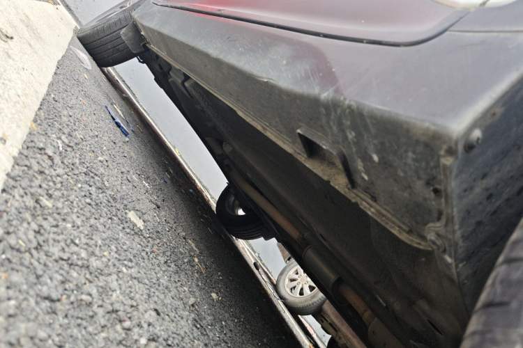 Used Hyundai ix25 2015 1.6L Automatic Two-Wheel Drive Smart GLS Trim Chassis Front Right