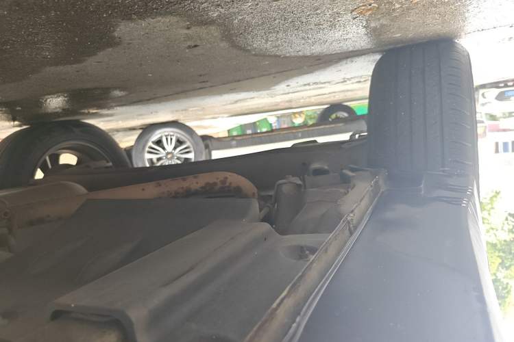 Used Hyundai ix25 2015 1.6L Automatic Two-Wheel Drive Smart GLS Trim Chassis Rear Right