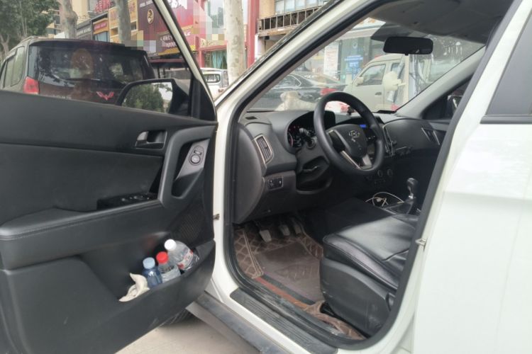 Used Hyundai ix25 2015 1.6L Manual Two-Wheel Drive Fashionable GS Model Driver Seat