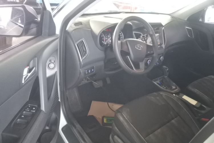 Used Hyundai ix25 2015 1.6L Automatic Two-Wheel Drive Smart GLS Trim Driver Seat