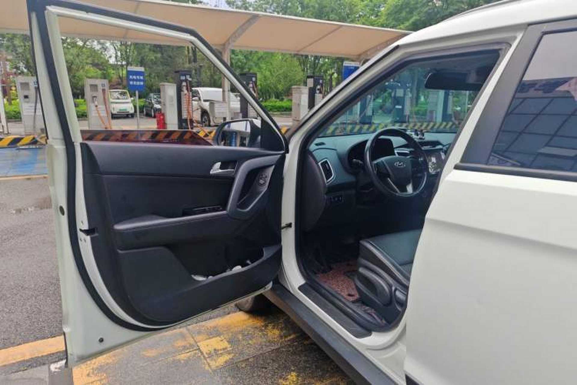 Used Hyundai ix25 2015 1.6L Automatic Two-Wheel Drive Smart GLS Trim Driver Seat