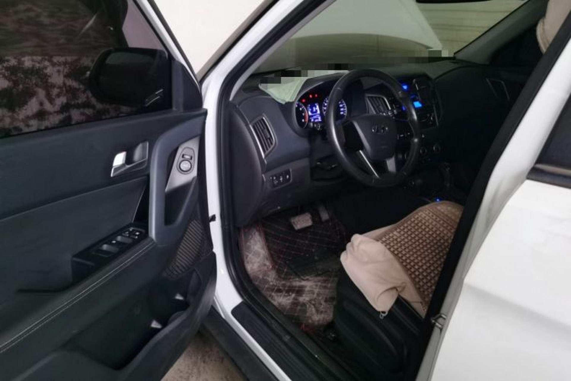 Used Hyundai ix25 2015 1.6L Automatic Two-Wheel Drive Smart GLS Trim Driver Seat