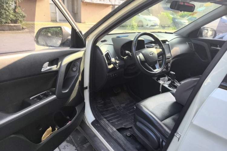 Used Hyundai ix25 2015 1.6L Automatic Two-Wheel Drive Smart GLS Trim Driver Seat