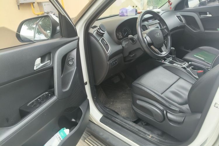 Used Hyundai ix25 2015 1.6L Automatic Two-Wheel Drive Smart GLS Trim Driver Seat