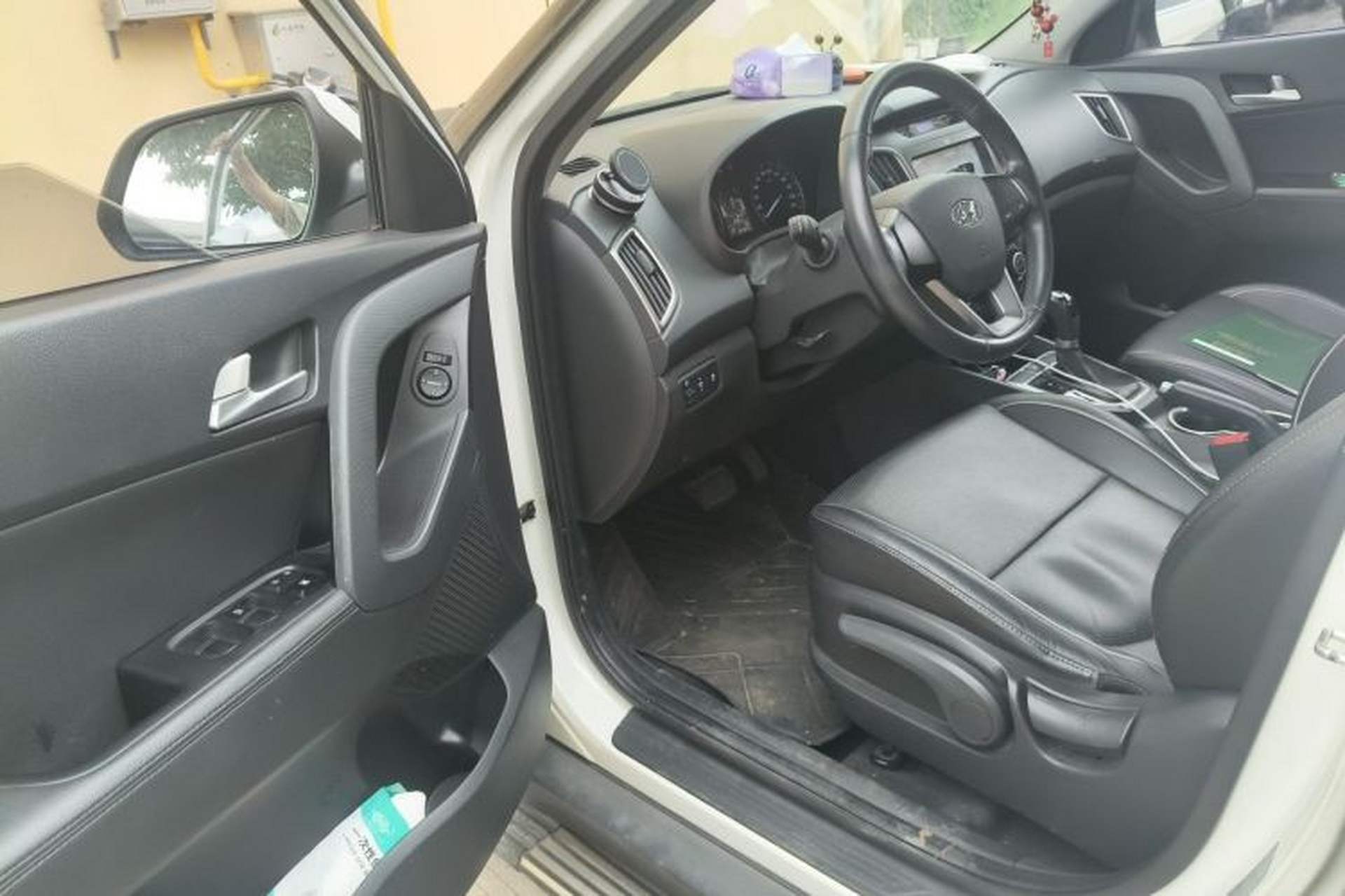 Used Hyundai ix25 2015 1.6L Automatic Two-Wheel Drive Smart GLS Trim Driver Seat