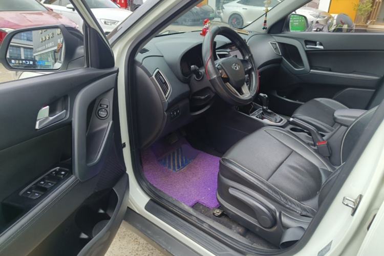 Used Hyundai ix25 2015 1.6L Automatic Two-Wheel Drive Smart GLS Trim Driver Seat