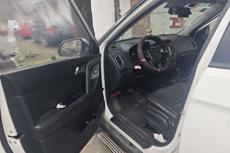 Used Hyundai ix25 2015 1.6L Automatic Two-Wheel Drive Smart GLS Trim Driver Seat