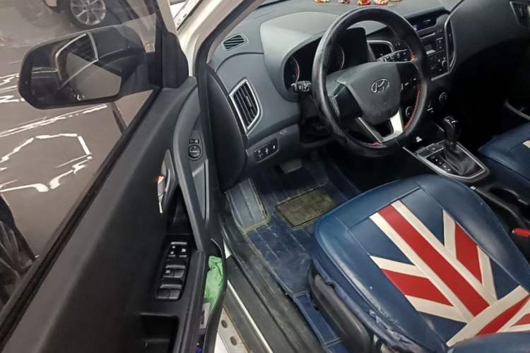 Used Hyundai ix25 2015 1.6L Automatic Two-Wheel Drive Smart GLS Trim Driver Seat
