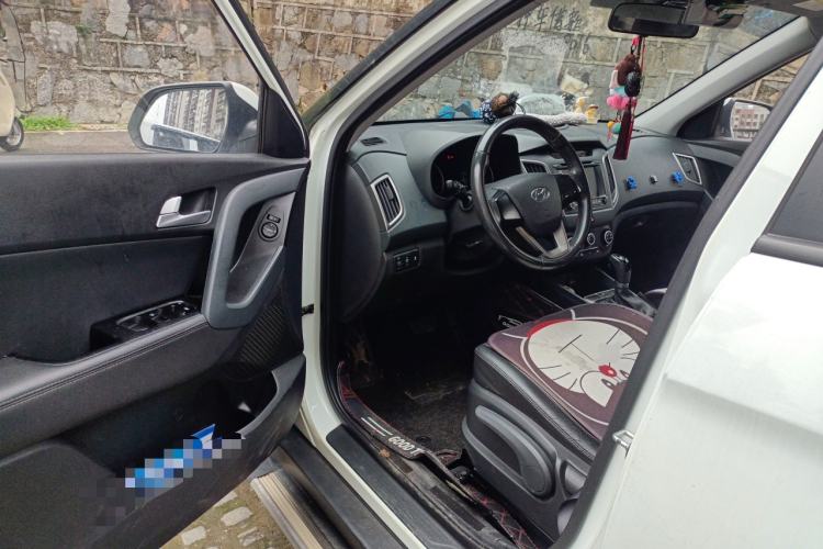 Used Hyundai ix25 2015 1.6L Automatic Two-Wheel Drive Smart GLS Trim Driver Seat
