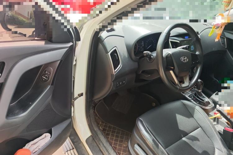 Used Hyundai ix25 2015 1.6L Automatic Two-Wheel Drive Smart GLS Trim Driver Seat