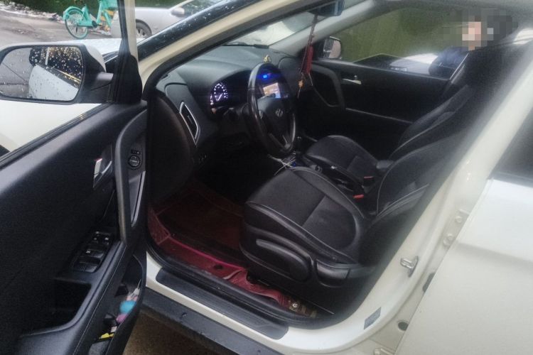 Used Hyundai ix25 2015 1.6L Automatic Two-Wheel Drive Smart GLS Trim Driver Seat