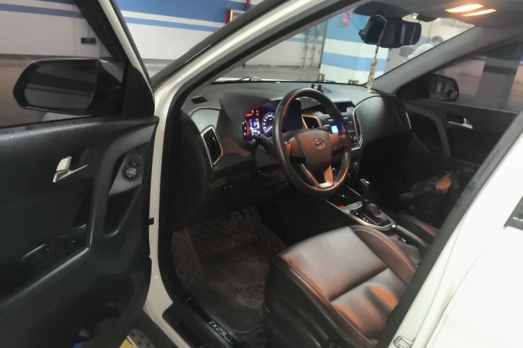 Used Hyundai ix25 2015 1.6L Automatic Two-Wheel Drive Smart GLS Trim Driver Seat