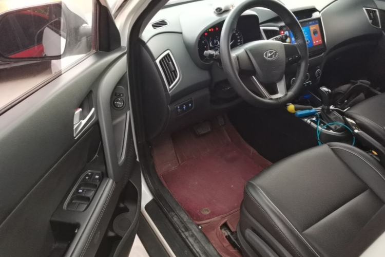 Used Hyundai ix25 2015 1.6L Automatic Two-Wheel Drive Smart GLS Trim Driver Seat