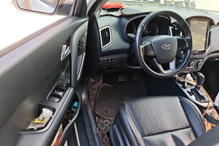 Used Hyundai ix25 2015 1.6L Automatic Two-Wheel Drive Smart GLS Trim Driver Seat