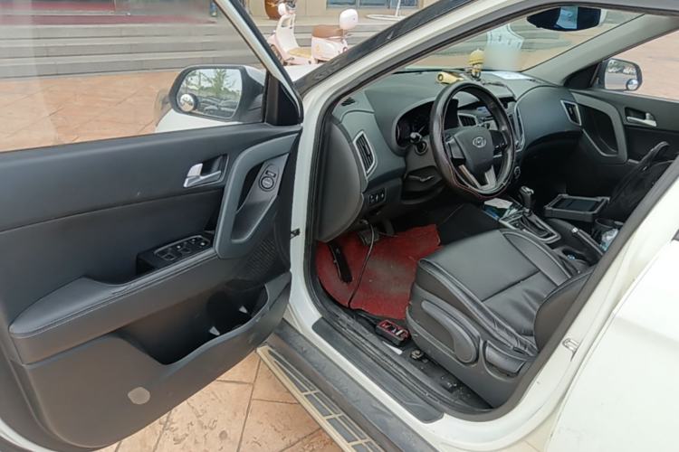 Used Hyundai ix25 2015 1.6L Automatic Two-Wheel Drive Smart GLS Trim Driver Seat