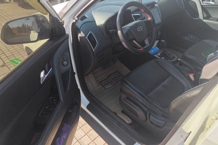 Used Hyundai ix25 2015 1.6L Automatic Two-Wheel Drive Smart GLS Trim Driver Seat