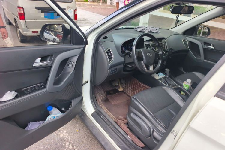 Used Hyundai ix25 2015 1.6L Automatic Two-Wheel Drive Smart GLS Trim Driver Seat