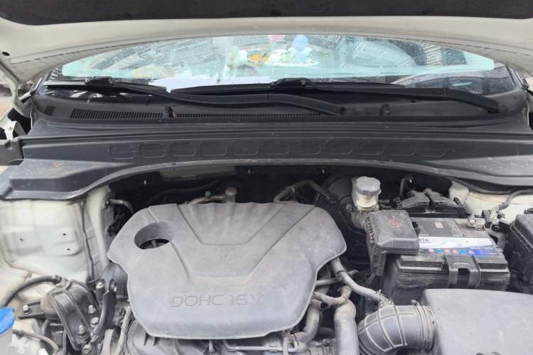 Used Hyundai ix25 2015 1.6L Automatic Two-Wheel Drive Smart GLS Trim Engine Bay