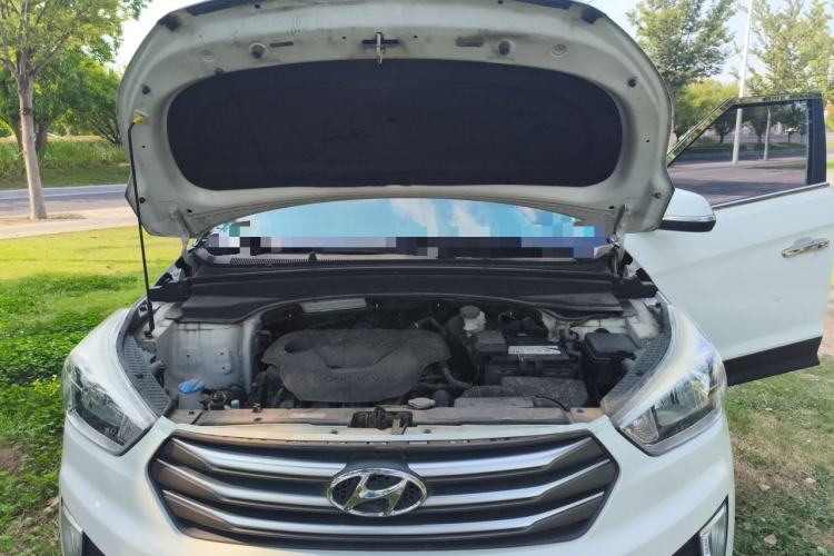 Used Hyundai ix25 2015 1.6L Automatic Two-Wheel Drive Smart GLS Trim Engine Bay