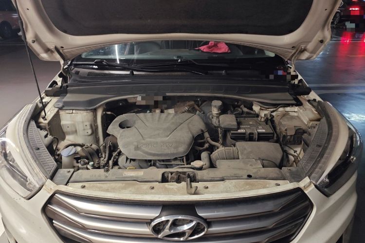 Used Hyundai ix25 2015 1.6L Automatic Two-Wheel Drive Smart GLS Trim Engine Bay