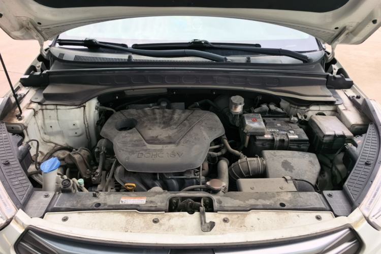 Used Hyundai ix25 2015 1.6L Automatic Two-Wheel Drive Smart GLS Trim Engine Bay