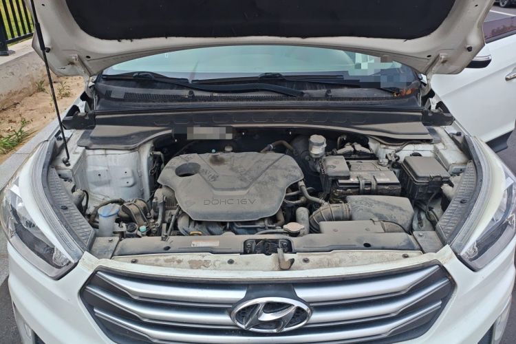 Used Hyundai ix25 2015 1.6L Automatic Two-Wheel Drive Smart GLS Trim Engine Bay