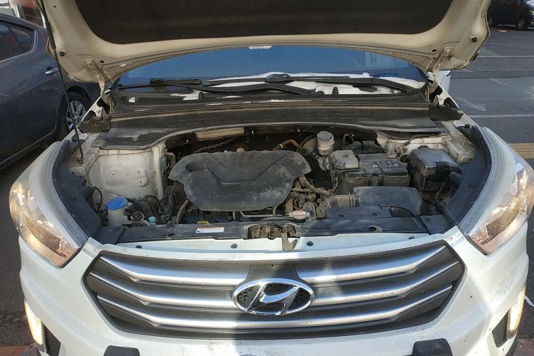 Used Hyundai ix25 2015 1.6L Automatic Two-Wheel Drive Smart GLS Trim Engine Bay