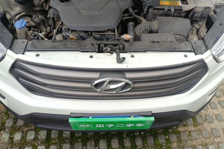 Used Hyundai ix25 2015 1.6L Manual Two-Wheel Drive Fashionable GS Model Engine Bay