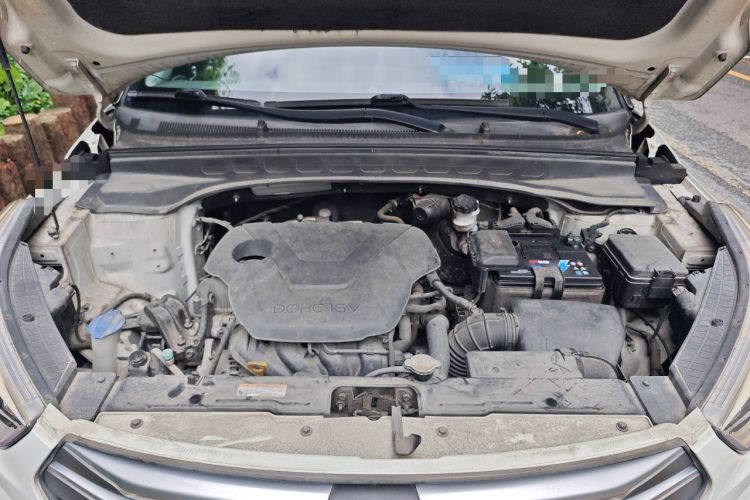Used Hyundai ix25 2015 1.6L Automatic Two-Wheel Drive Smart GLS Trim Engine Bay