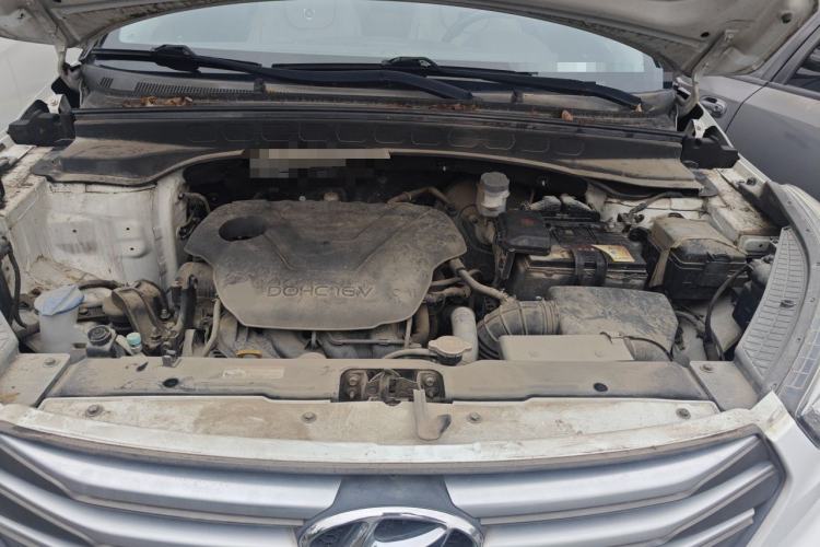 Used Hyundai ix25 2015 1.6L Automatic Two-Wheel-Drive Deluxe DLX Model Engine Bay