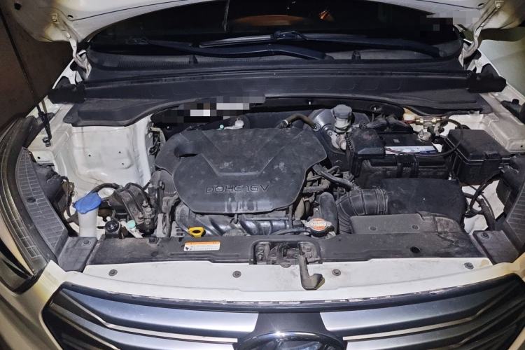 Used Hyundai ix25 2015 1.6L Automatic Two-Wheel Drive Smart GLS Trim Engine Bay