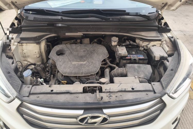 Used Hyundai ix25 2015 1.6L Automatic Two-Wheel Drive Smart GLS Trim Engine Bay