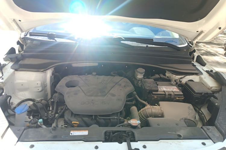 Used Hyundai ix25 2015 1.6L Automatic Two-Wheel Drive Smart GLS Trim Engine Bay