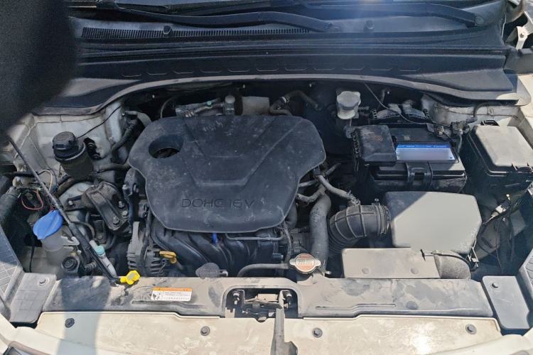 Used Hyundai ix25 2015 1.6L Automatic Two-Wheel Drive Fashionable GS Model Engine Bay