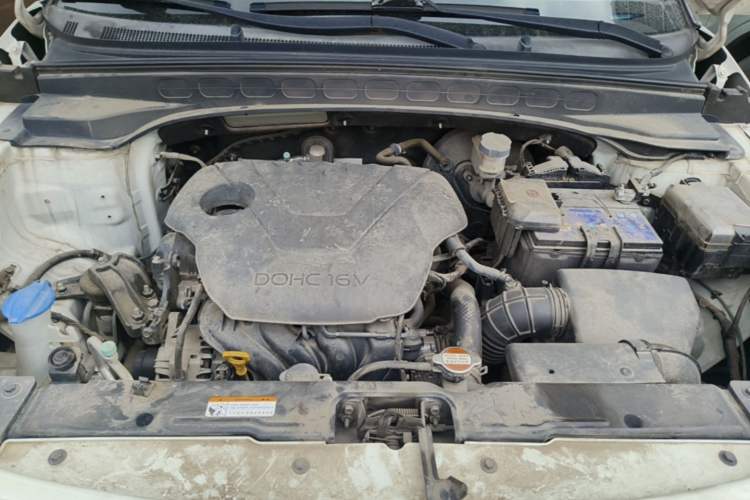 Used Hyundai ix25 2015 1.6L Automatic Two-Wheel Drive Smart GLS Trim Engine Bay