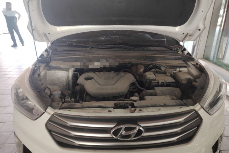 Used Hyundai ix25 2015 1.6L Automatic Two-Wheel Drive Smart GLS Trim Engine Bay