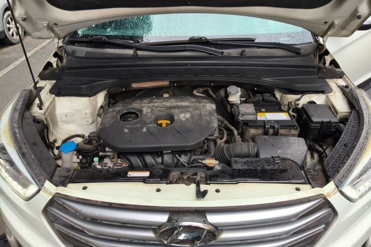 Used Hyundai ix25 2015 2.0L Automatic Two-Wheel Drive Intelligent GLS Engine Bay